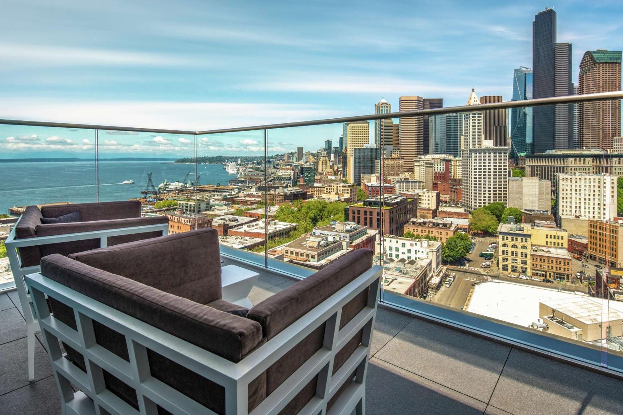 Embassy Suites By Hilton Seattle Downtown Pioneer Square מראה חיצוני תמונה