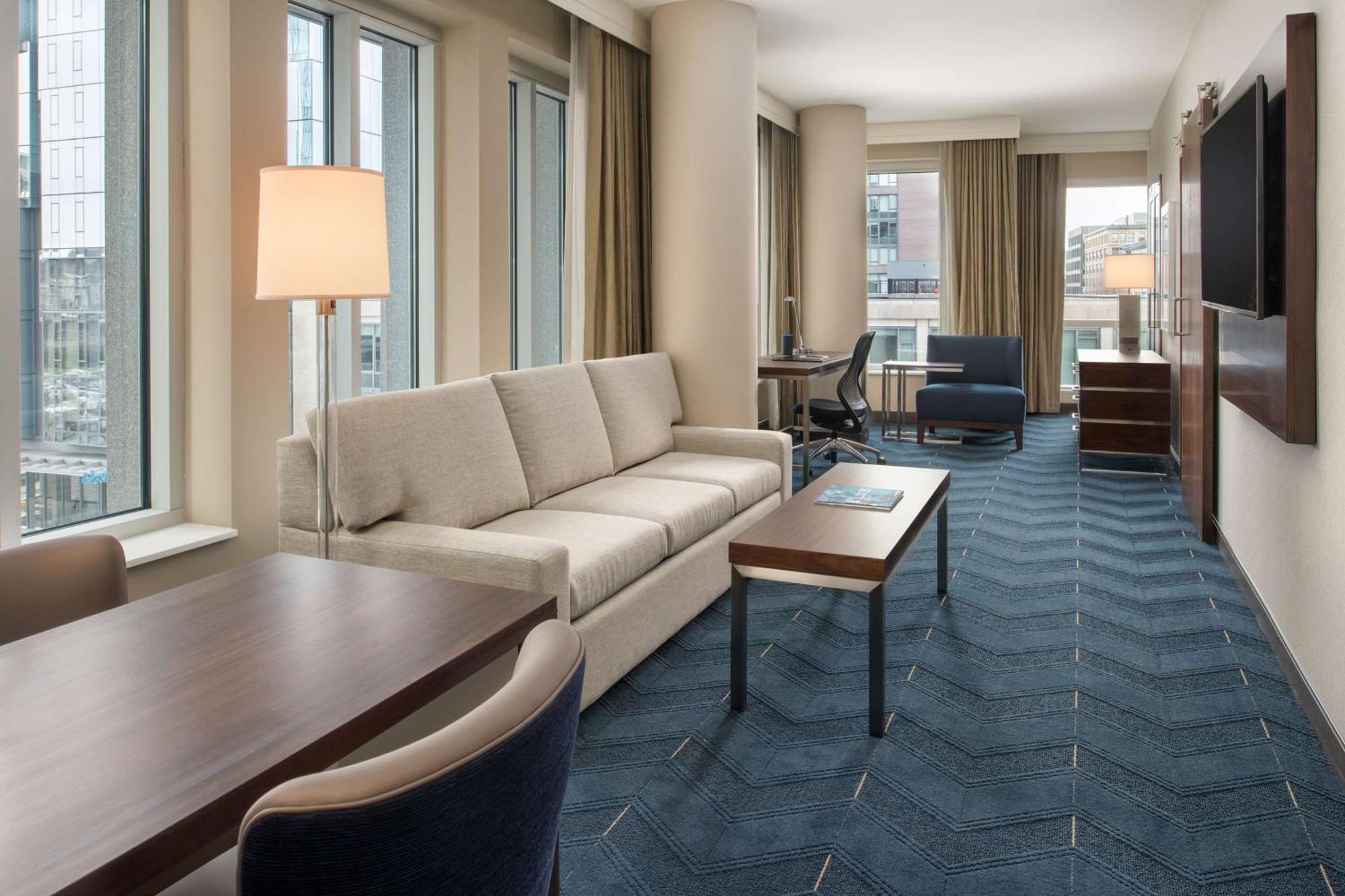 Embassy Suites By Hilton Seattle Downtown Pioneer Square מראה חיצוני תמונה